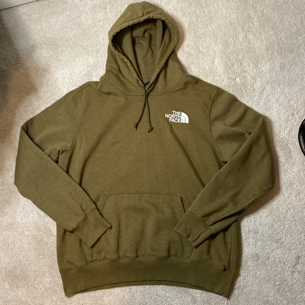 THE NORTH FACE Men's Box NSE Pullover Hoodie Sweater